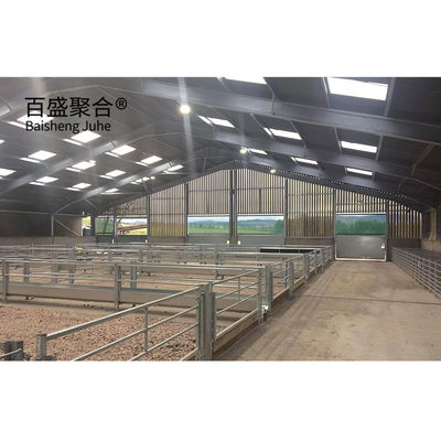 Hot Galvanizing Steel Structure Livestock Shed با رنگ های سفارشی و استاندارد ASTM