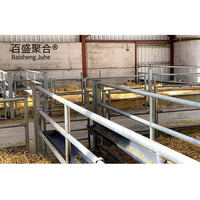 ساختاری از فولاد سبک استاندارد ASTM خانه بز طراحی شده پیش ساخته مزرعه گوسفند گوسفند استیل